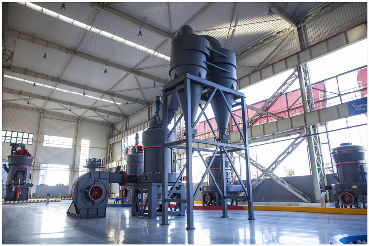 小型超細(xì)微粉磨能磨到多少目，SCM800超細(xì)磨多少錢(qián)一臺(tái)